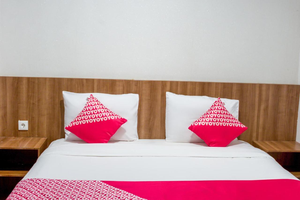Super Oyo 1183 Papakoel Hotel Medan Eksteriør billede