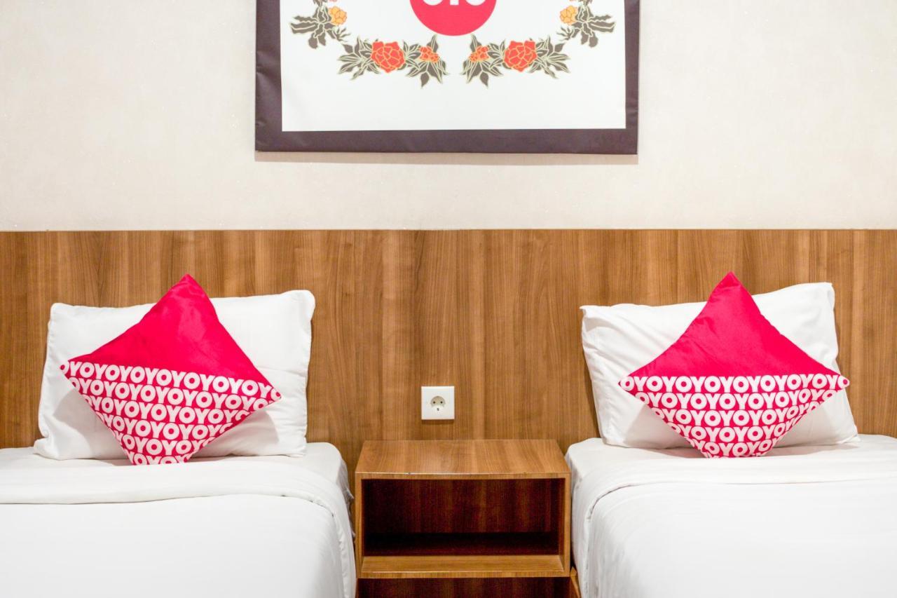 Super Oyo 1183 Papakoel Hotel Medan Eksteriør billede